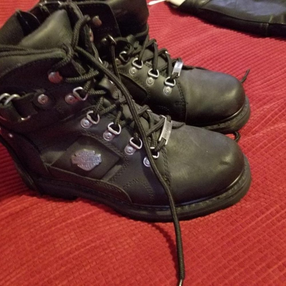 Harley Davidson women's boots. Size 8.5.